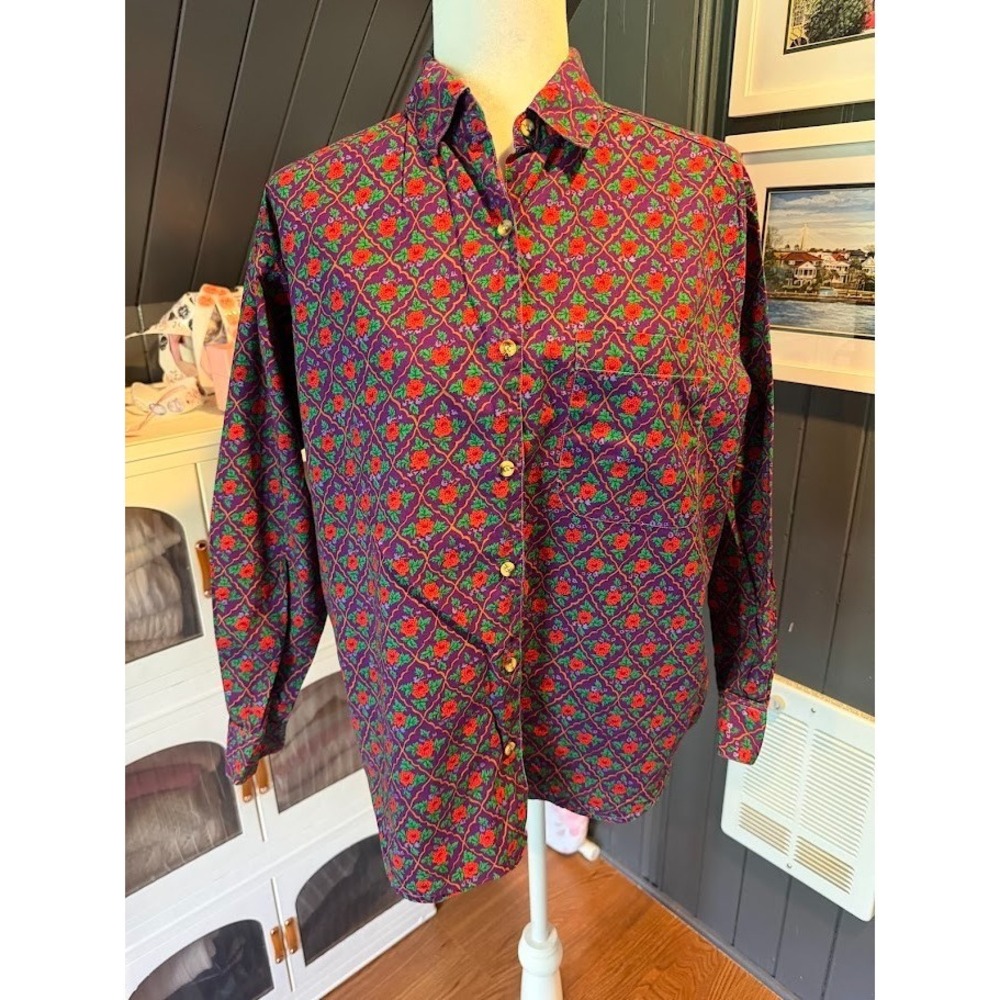 VTG Women's cottagecore meets preppy cotton button up by Access - Size Small